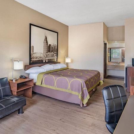 Super 8 By Wyndham Columbia Hotel Екстериор снимка