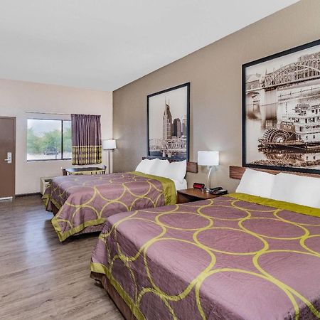 Super 8 By Wyndham Columbia Hotel Екстериор снимка