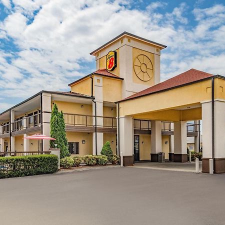 Super 8 By Wyndham Columbia Hotel Екстериор снимка