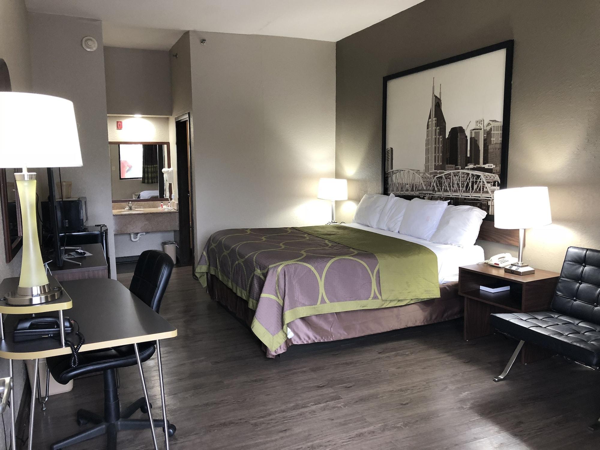 Super 8 By Wyndham Columbia Hotel Екстериор снимка